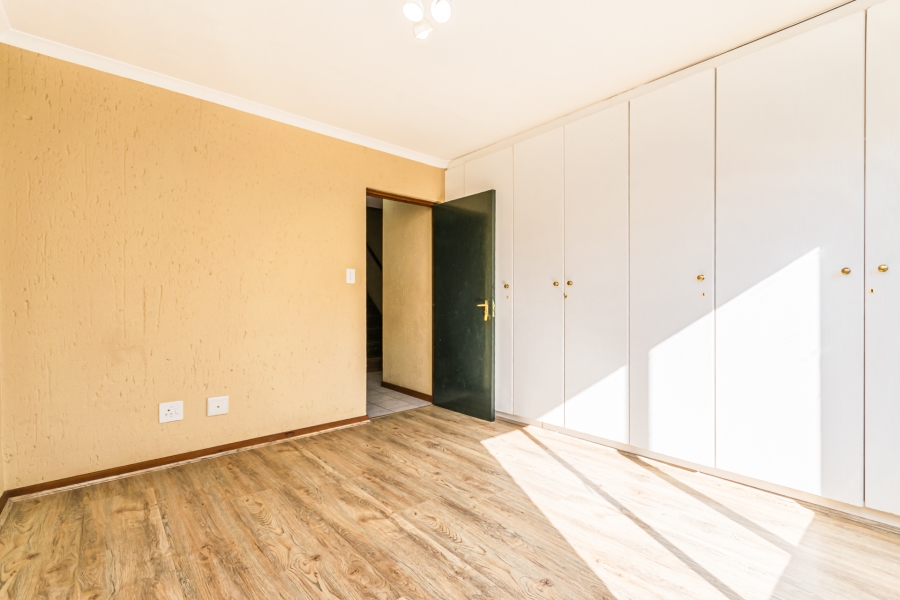 3 Bedroom Property for Sale in Sunninghill Gauteng