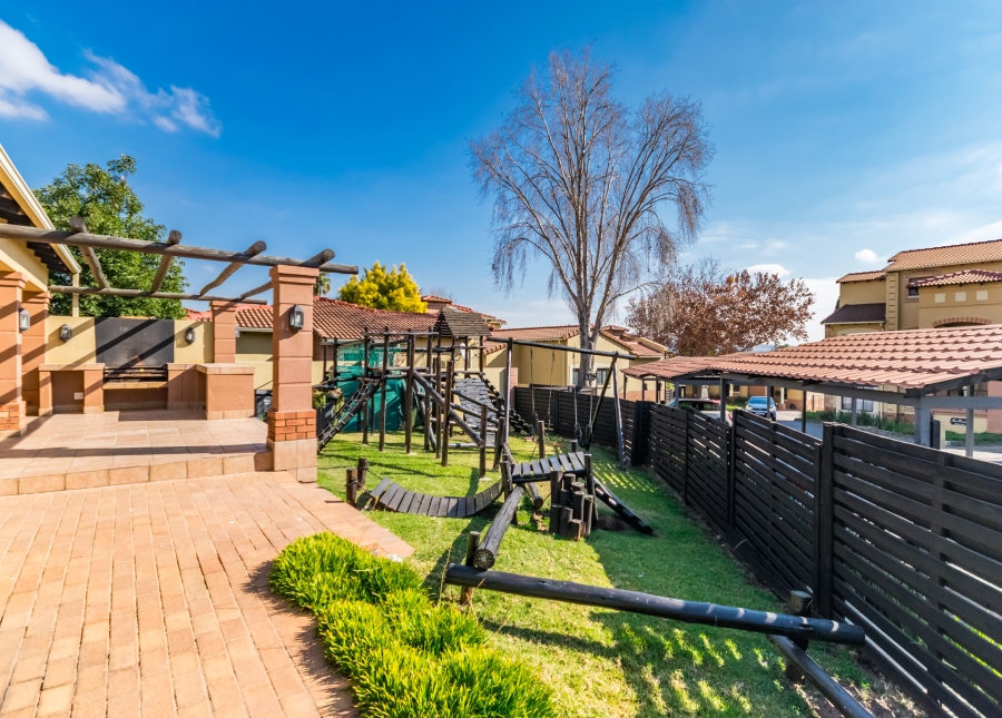 3 Bedroom Property for Sale in Sunninghill Gauteng