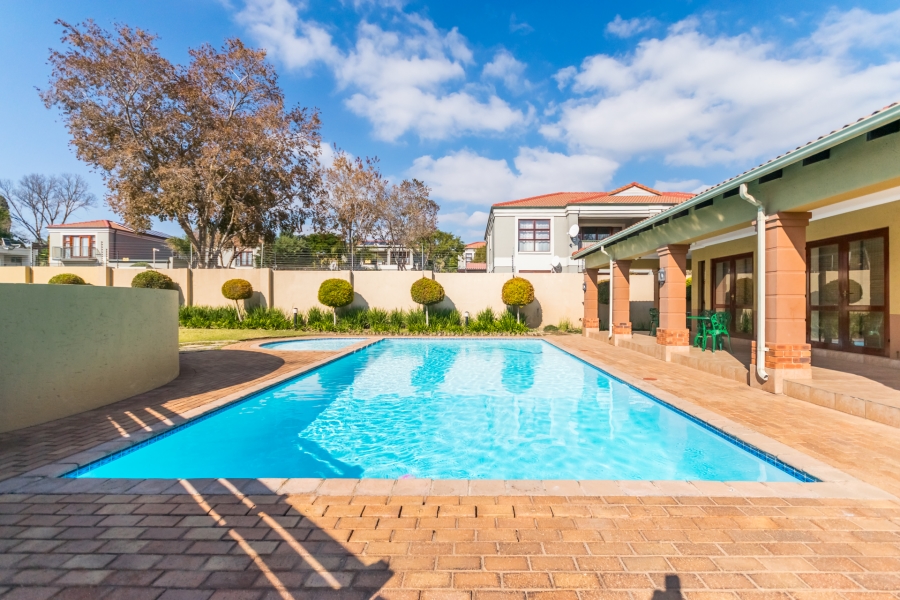 3 Bedroom Property for Sale in Sunninghill Gauteng