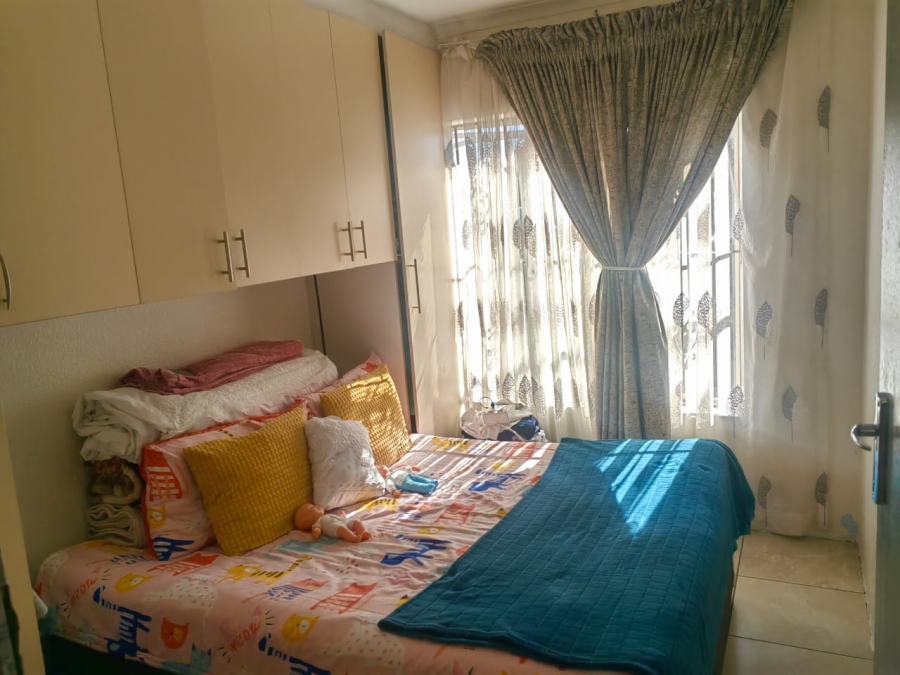 3 Bedroom Property for Sale in Mondeor Gauteng