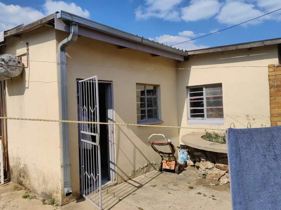 4 Bedroom Property for Sale in Townsview Gauteng