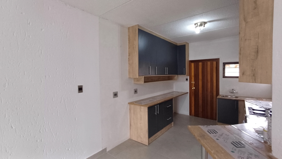 To Let 2 Bedroom Property for Rent in Sunninghill Gauteng