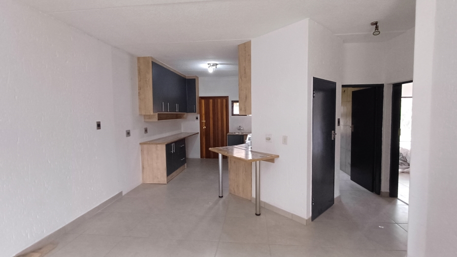 To Let 2 Bedroom Property for Rent in Sunninghill Gauteng