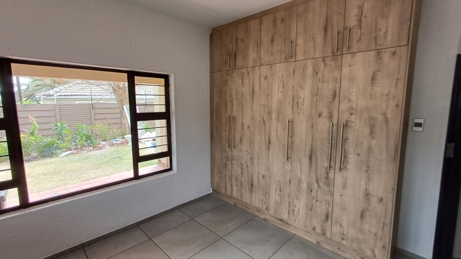 To Let 2 Bedroom Property for Rent in Sunninghill Gauteng