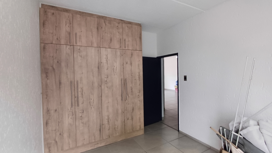 To Let 2 Bedroom Property for Rent in Sunninghill Gauteng