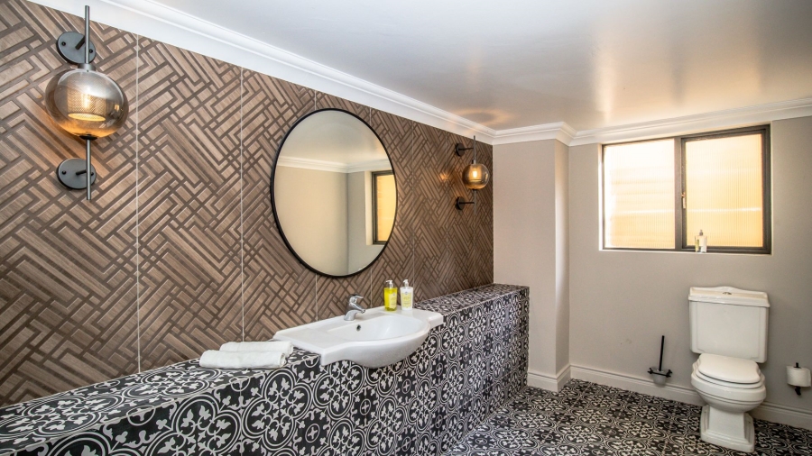 5 Bedroom Property for Sale in Waterkloof Gauteng