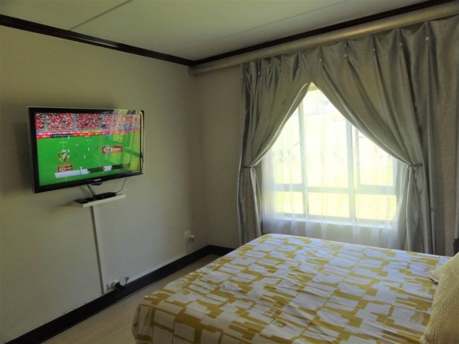To Let 3 Bedroom Property for Rent in Craigavon Gauteng