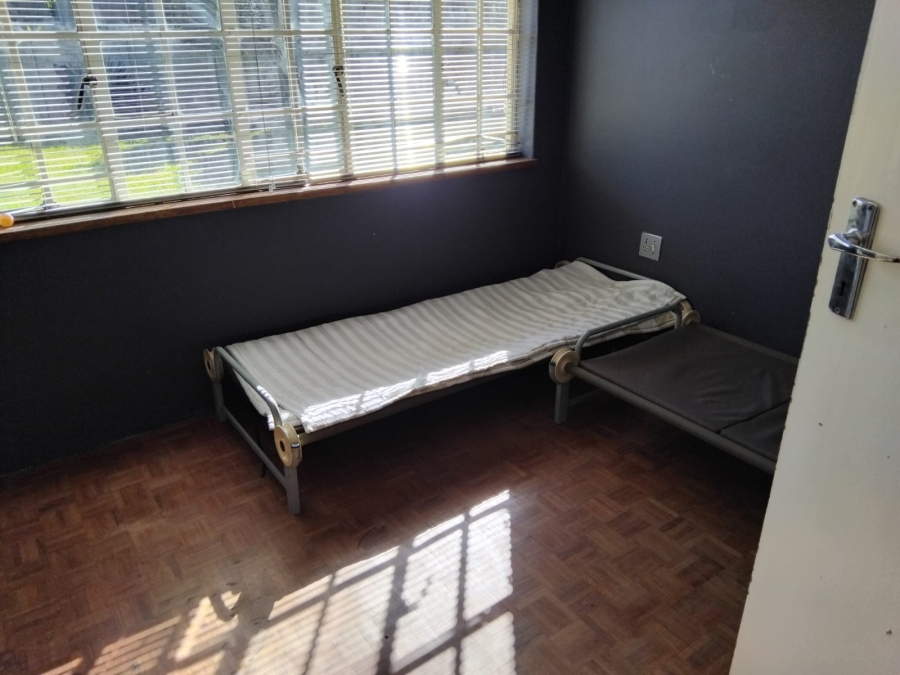 To Let 3 Bedroom Property for Rent in Greenhills Gauteng