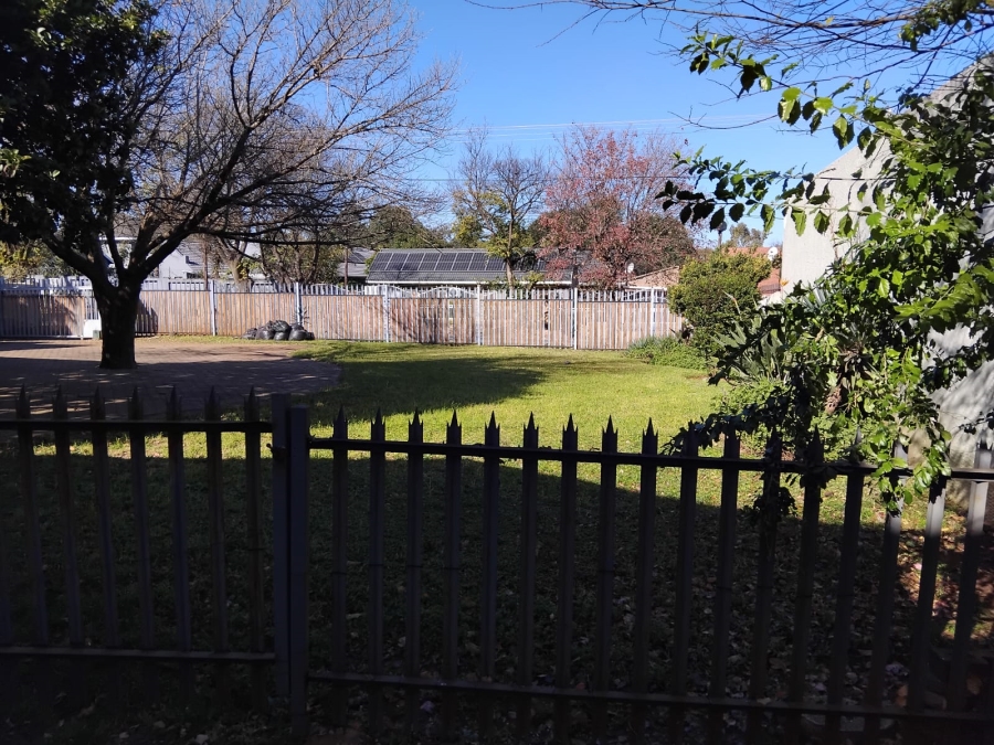 To Let 3 Bedroom Property for Rent in Greenhills Gauteng