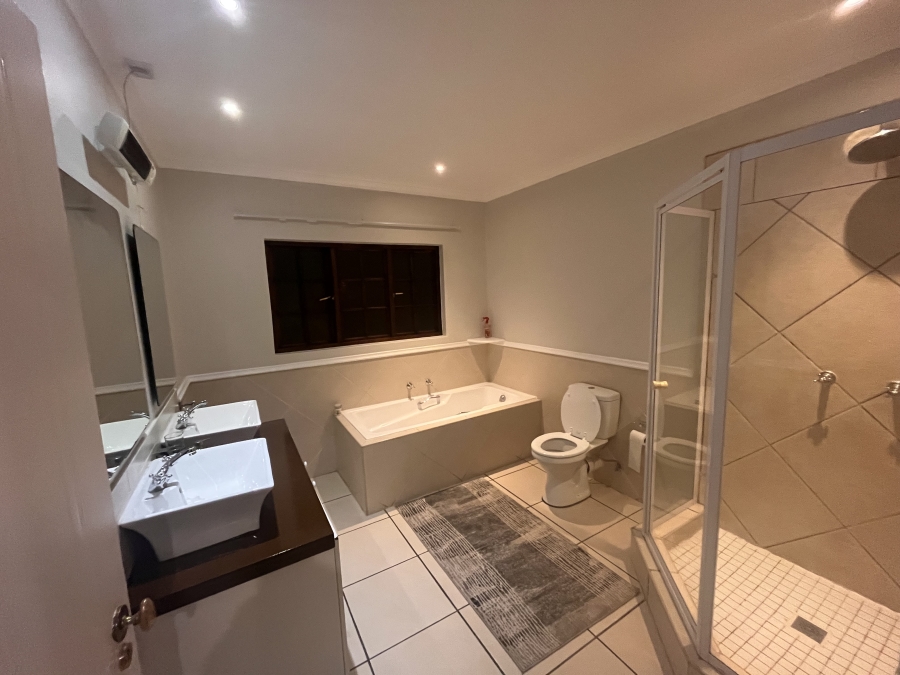 To Let 3 Bedroom Property for Rent in Broadacres Gauteng