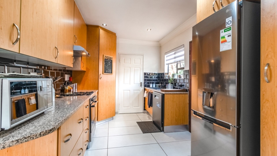 3 Bedroom Property for Sale in New Redruth Gauteng