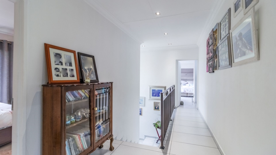 3 Bedroom Property for Sale in New Redruth Gauteng