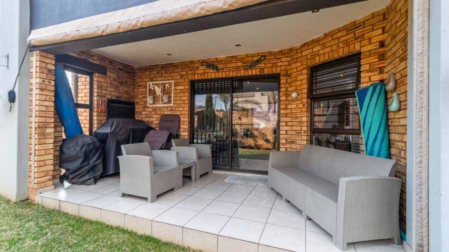 3 Bedroom Property for Sale in New Redruth Gauteng