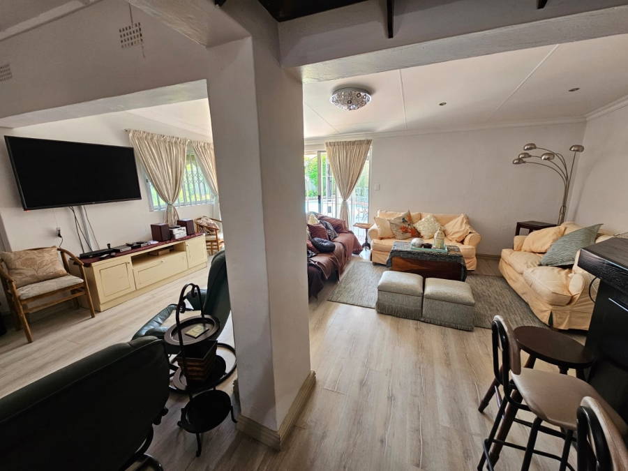 5 Bedroom Property for Sale in Ormonde Gauteng