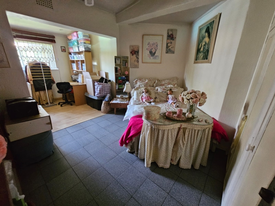 5 Bedroom Property for Sale in Ormonde Gauteng