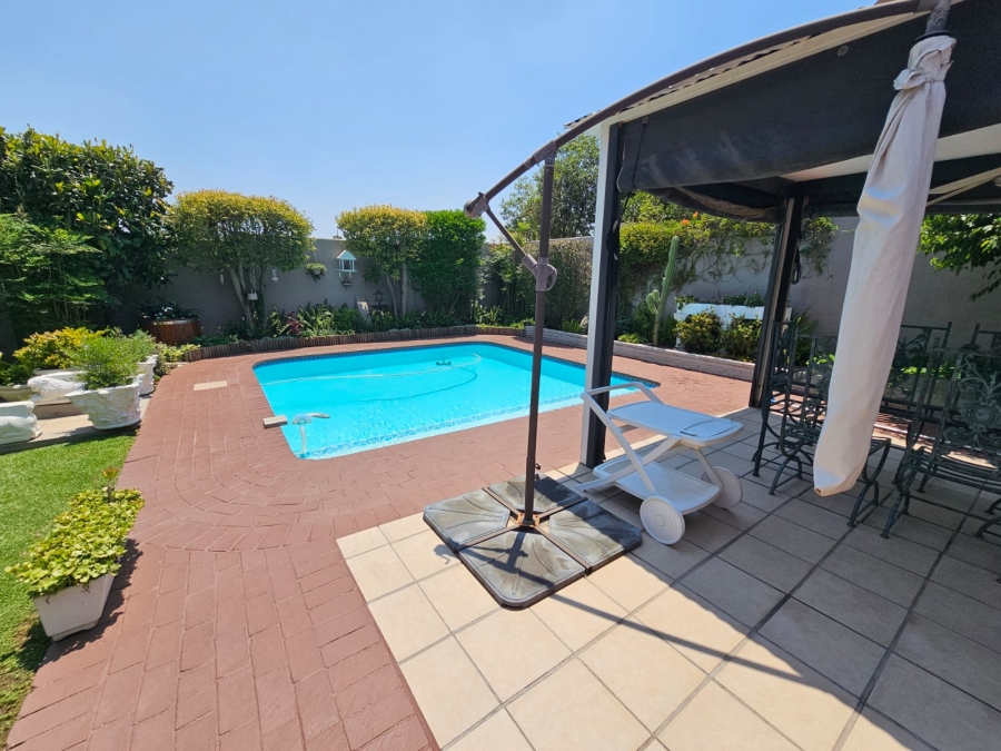 5 Bedroom Property for Sale in Ormonde Gauteng