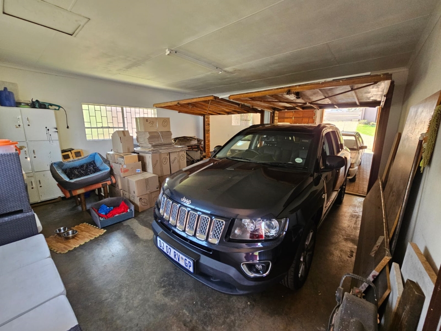 5 Bedroom Property for Sale in Ormonde Gauteng