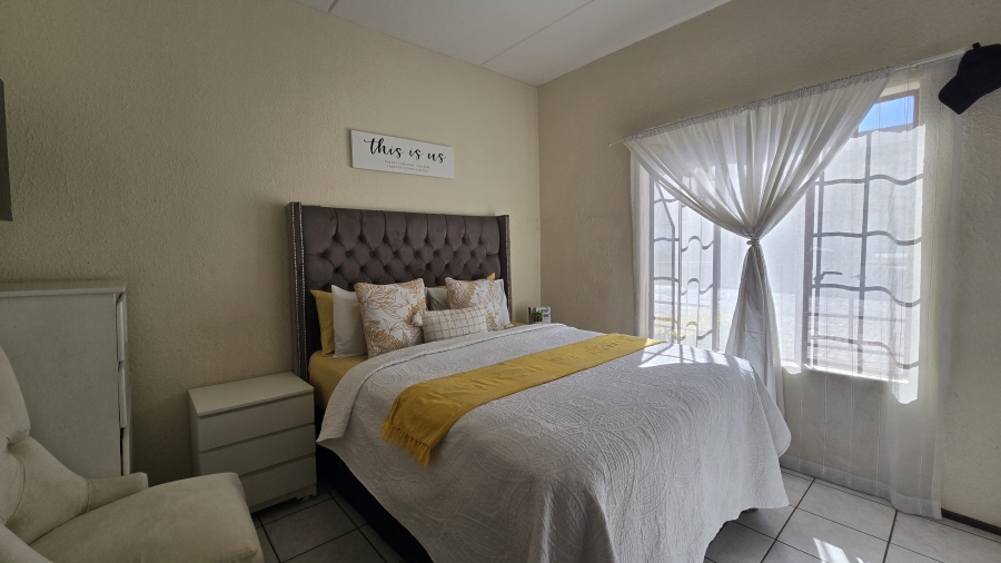 2 Bedroom Property for Sale in Halfway Gardens Gauteng