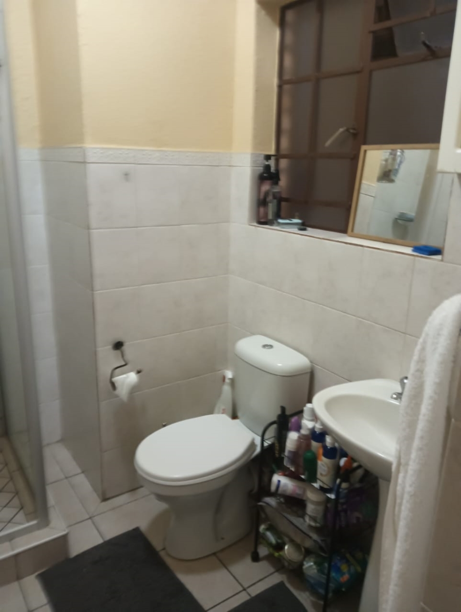 1 Bedroom Property for Sale in Halfway Gardens Gauteng