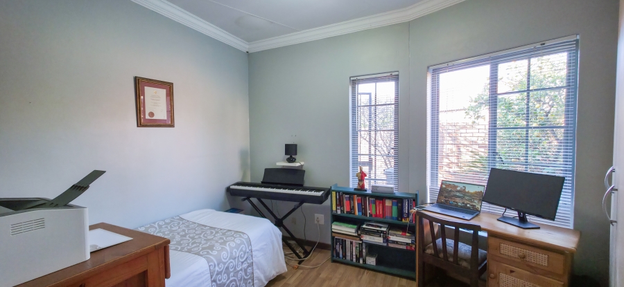3 Bedroom Property for Sale in Equestria Gauteng