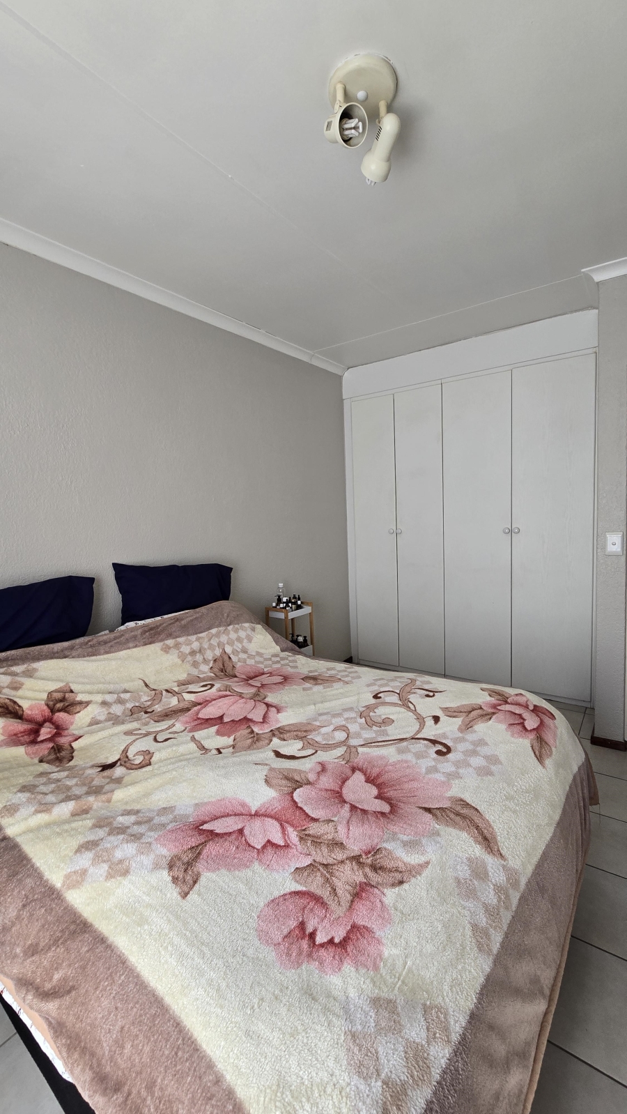 2 Bedroom Property for Sale in Halfway Gardens Gauteng