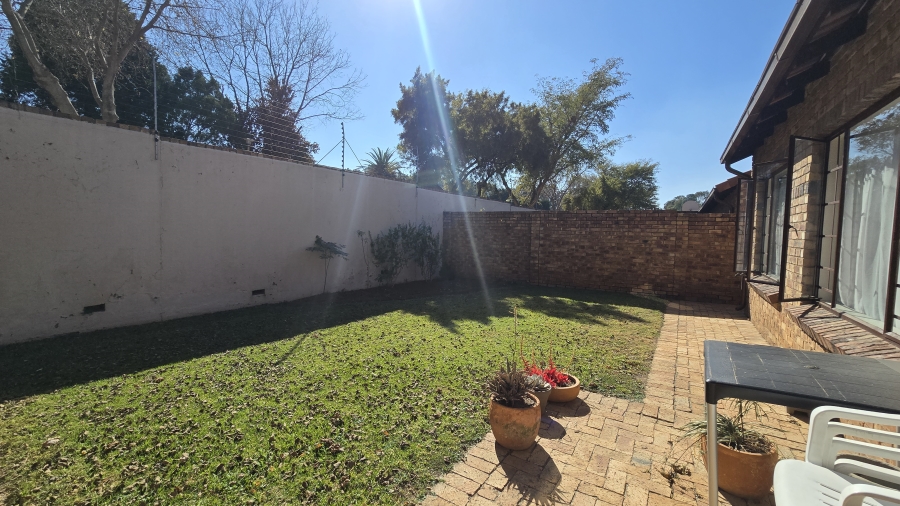 2 Bedroom Property for Sale in Halfway Gardens Gauteng