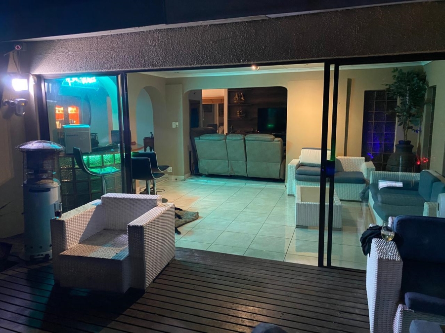3 Bedroom Property for Sale in Lombardy East Gauteng