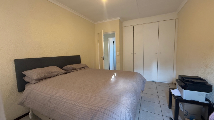 2 Bedroom Property for Sale in Halfway Gardens Gauteng