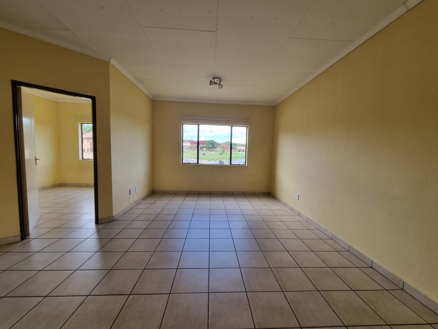 2 Bedroom Property for Sale in Halfway Gardens Gauteng