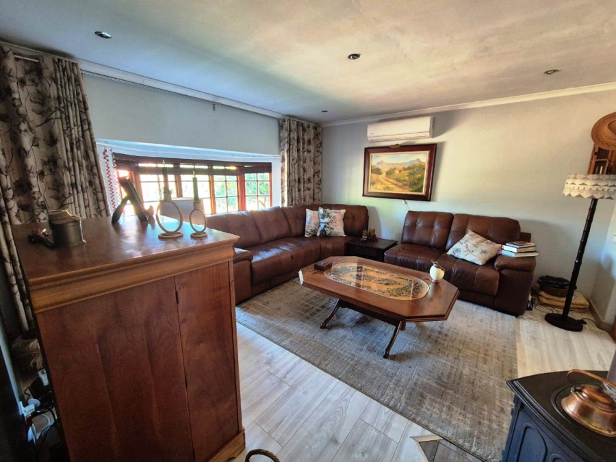 4 Bedroom Property for Sale in Eldoraigne Gauteng