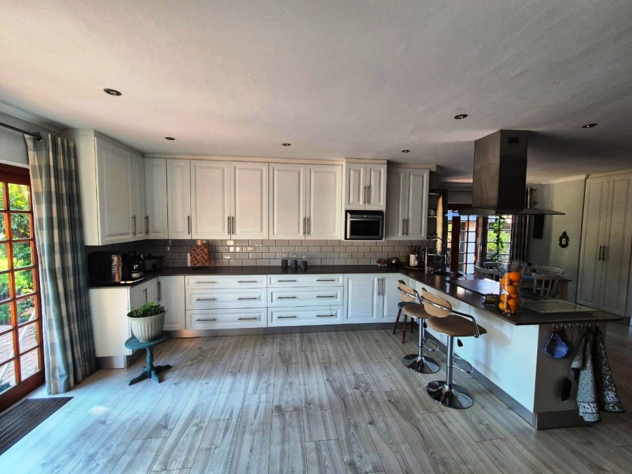4 Bedroom Property for Sale in Eldoraigne Gauteng