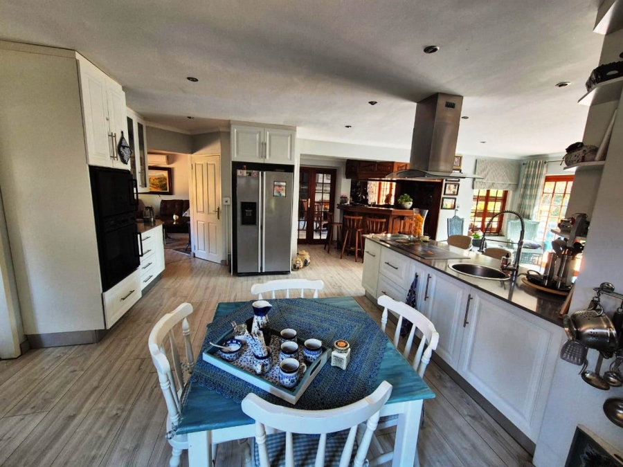 4 Bedroom Property for Sale in Eldoraigne Gauteng