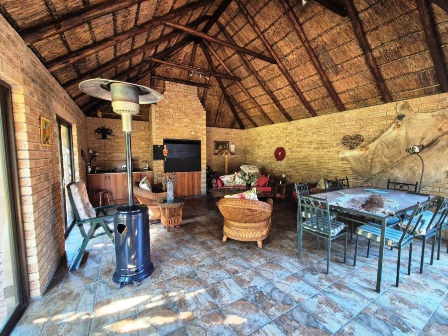 4 Bedroom Property for Sale in Eldoraigne Gauteng