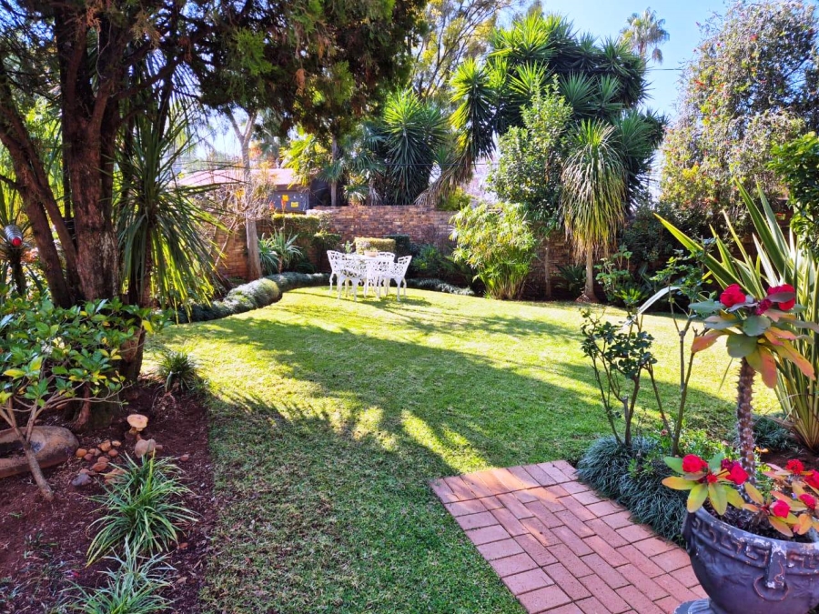 4 Bedroom Property for Sale in Eldoraigne Gauteng