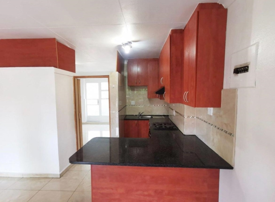 To Let 1 Bedroom Property for Rent in Albertville Gauteng