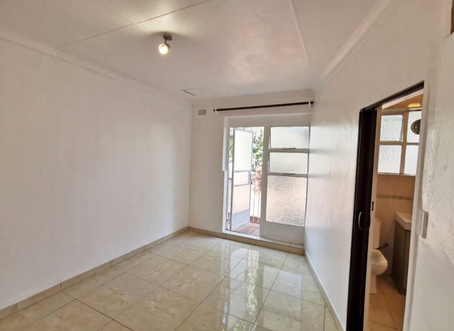 To Let 1 Bedroom Property for Rent in Albertville Gauteng
