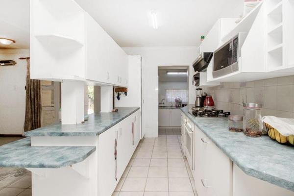 To Let 5 Bedroom Property for Rent in Bryanston Gauteng
