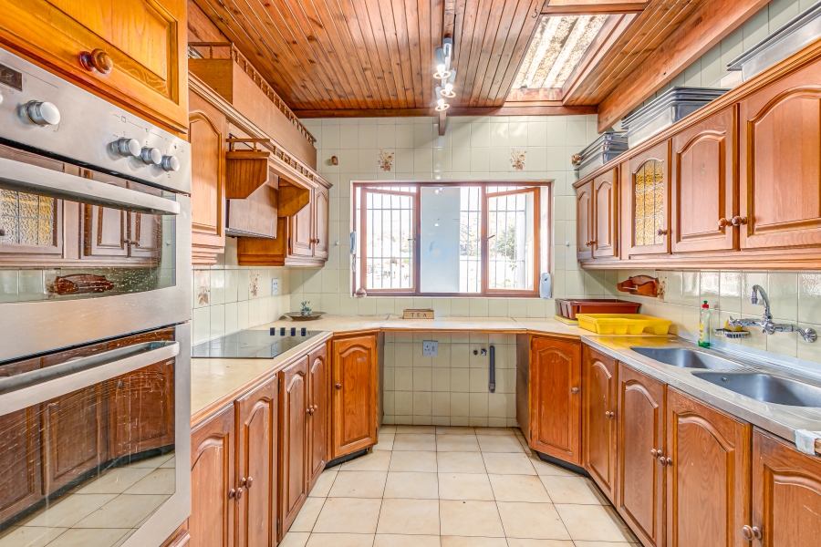 To Let 5 Bedroom Property for Rent in Bryanston Gauteng