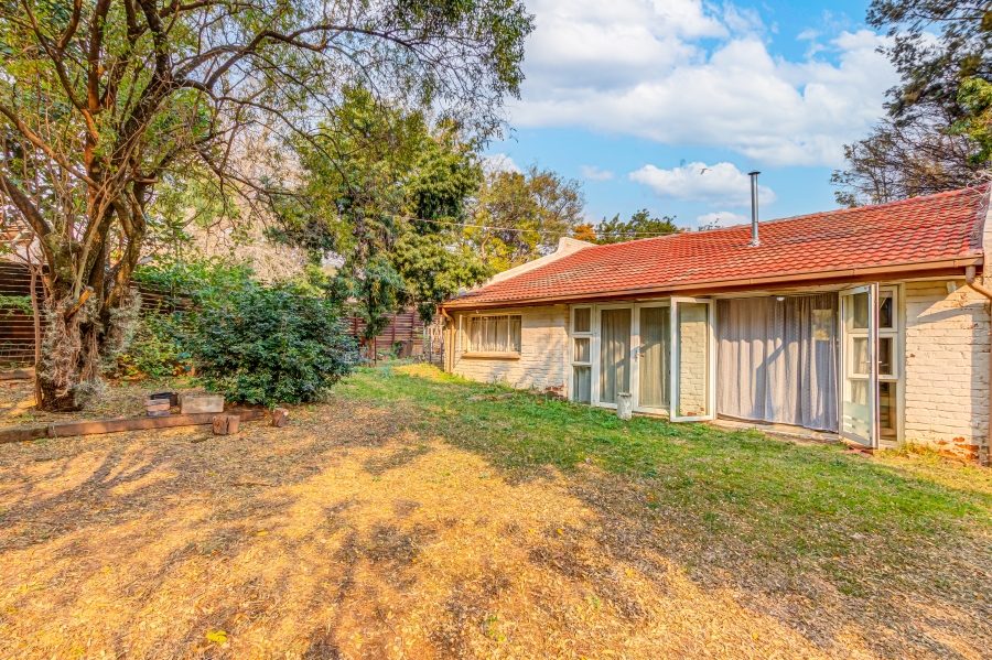 To Let 5 Bedroom Property for Rent in Bryanston Gauteng