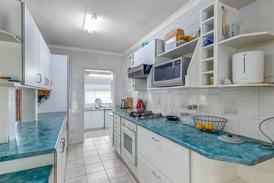 To Let 5 Bedroom Property for Rent in Bryanston Gauteng