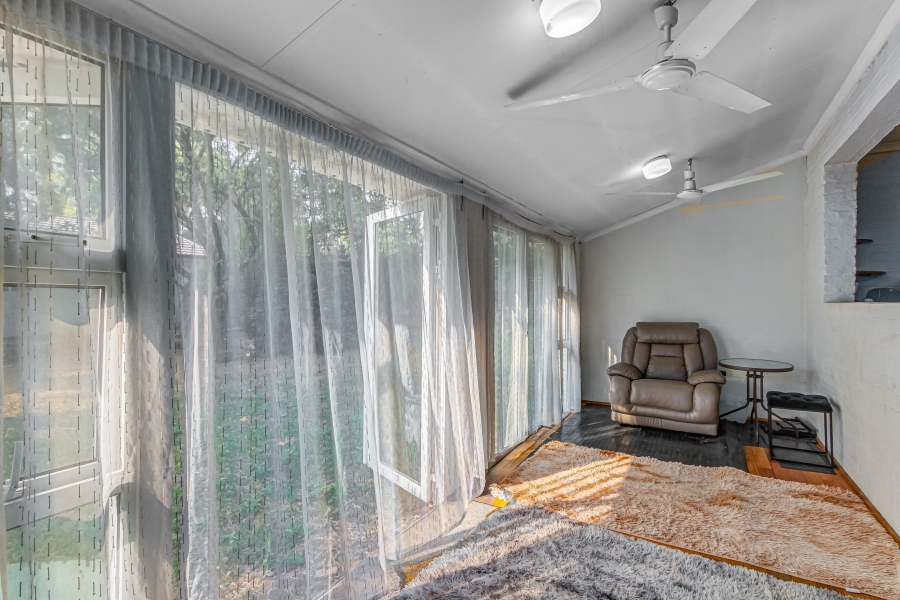 To Let 5 Bedroom Property for Rent in Bryanston Gauteng