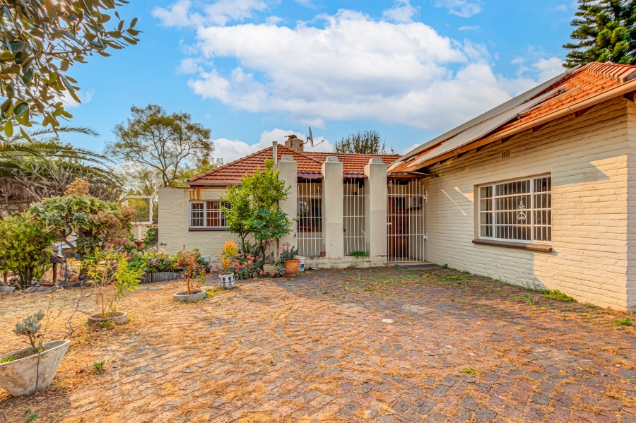 To Let 5 Bedroom Property for Rent in Bryanston Gauteng