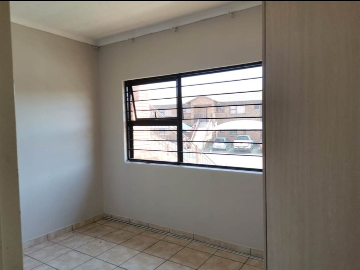 2 Bedroom Property for Sale in Witfield Gauteng