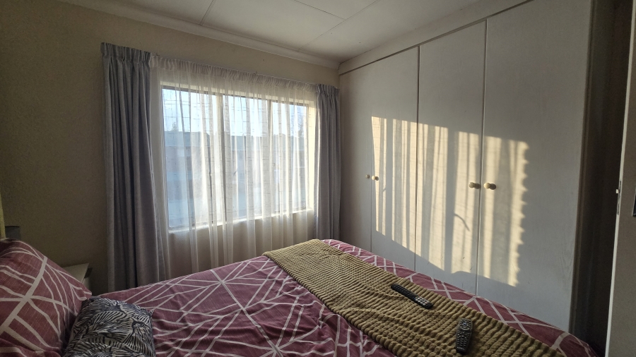 2 Bedroom Property for Sale in Halfway Gardens Gauteng