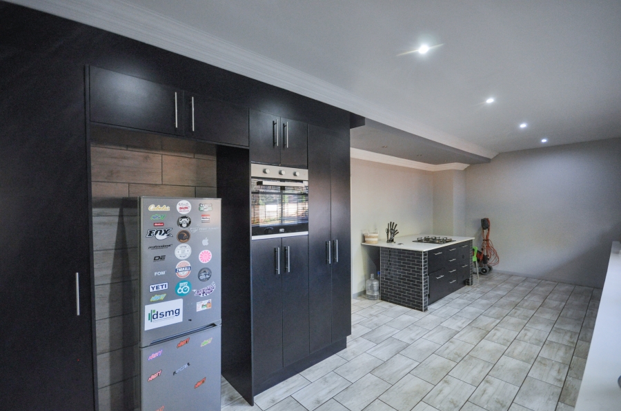 3 Bedroom Property for Sale in Murrayfield Gauteng