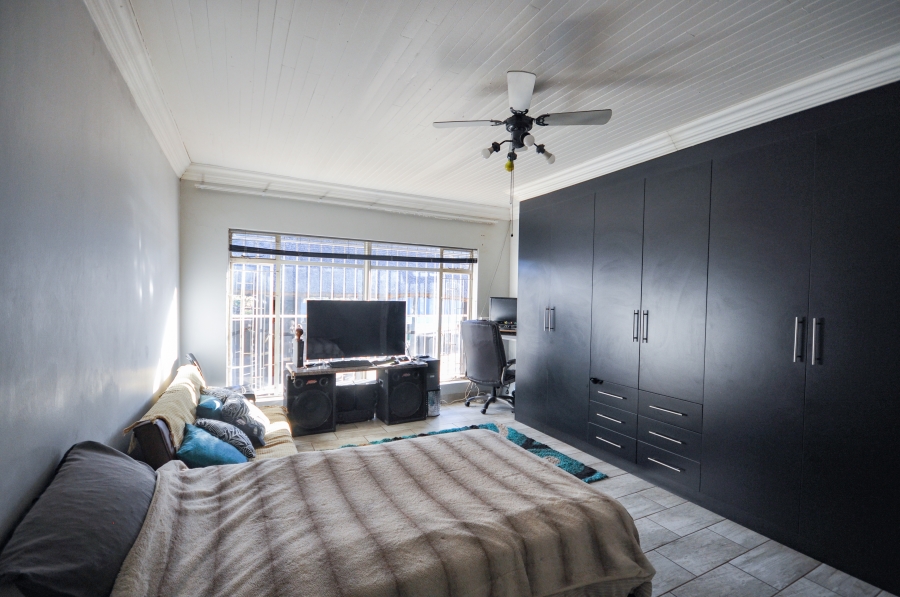 3 Bedroom Property for Sale in Murrayfield Gauteng