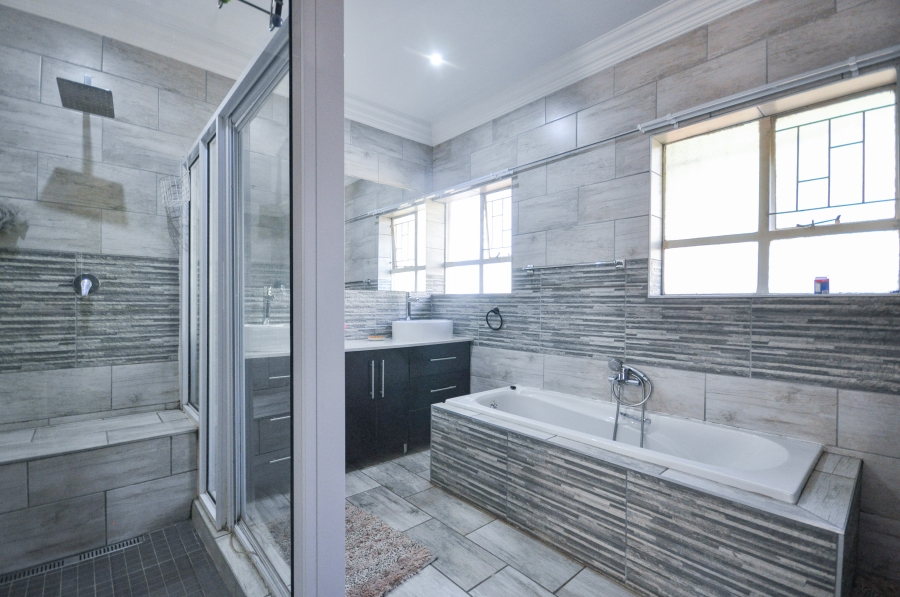 3 Bedroom Property for Sale in Murrayfield Gauteng