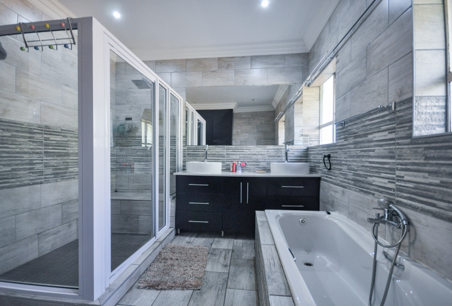 3 Bedroom Property for Sale in Murrayfield Gauteng