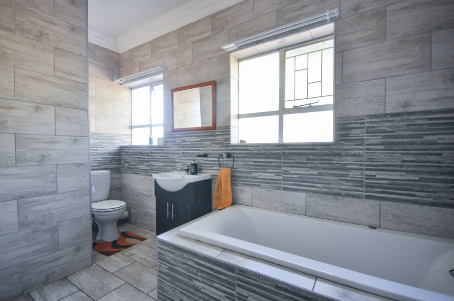 3 Bedroom Property for Sale in Murrayfield Gauteng