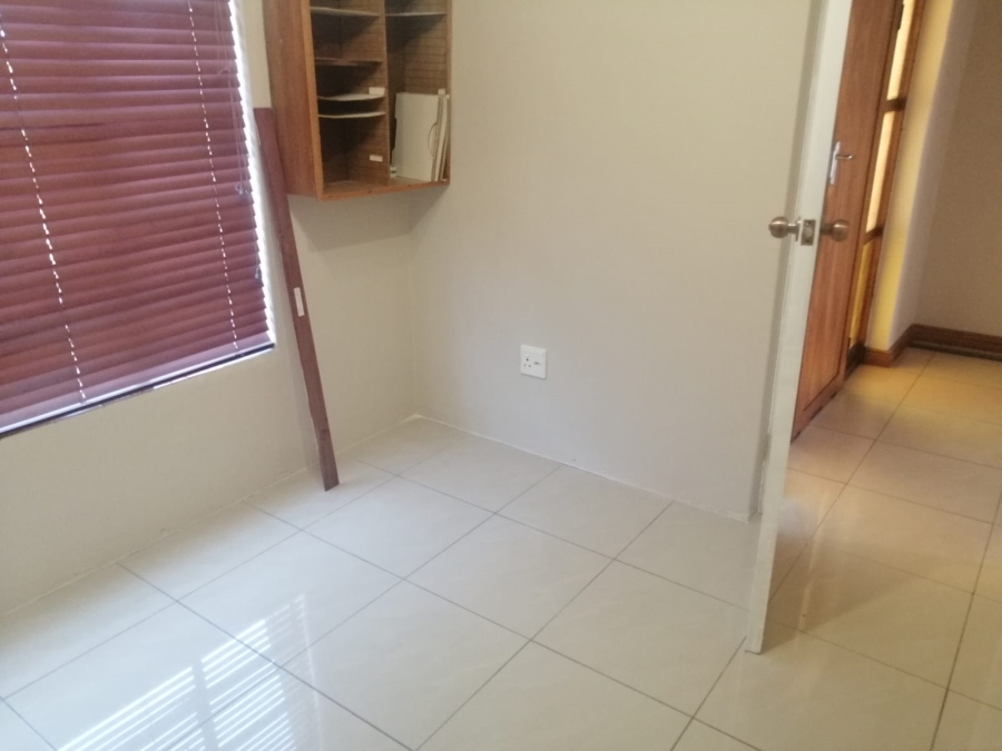 To Let 3 Bedroom Property for Rent in Noordheuwel Gauteng